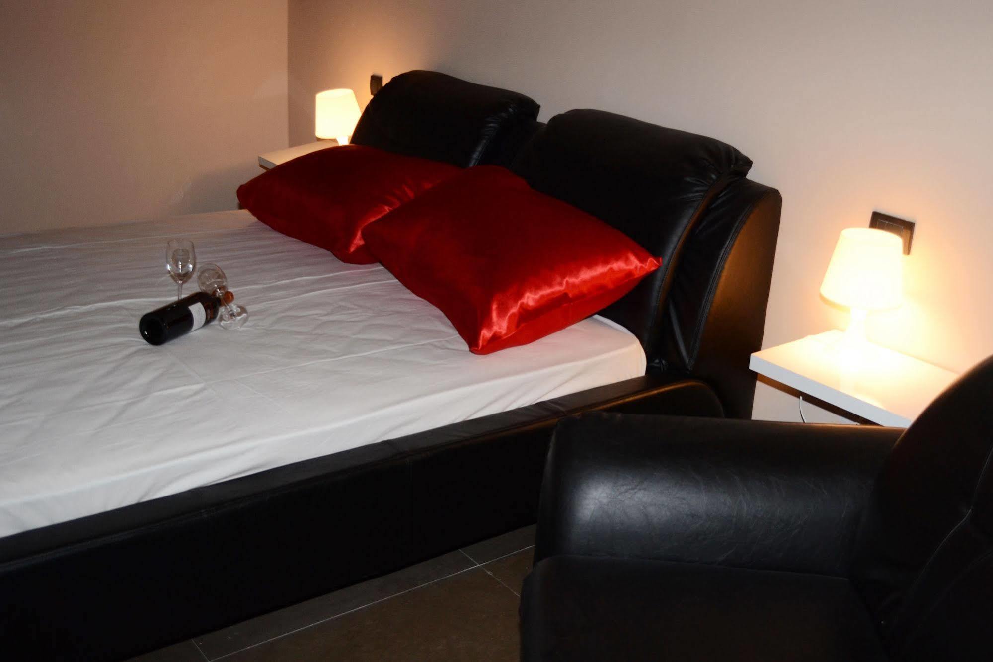 Hotel Metropolitan By Belgrade Arena Екстериор снимка
